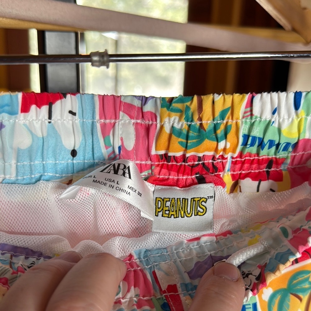 Zara x Peanuts Snoopy Swim Trunks Shorts Multicolor Summer Print Size Large - Picture 6 of 11